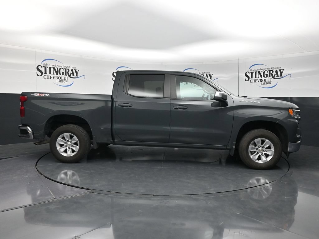 Used 2025 Chevrolet Silverado 1500 LT AWD/4WD image 10
