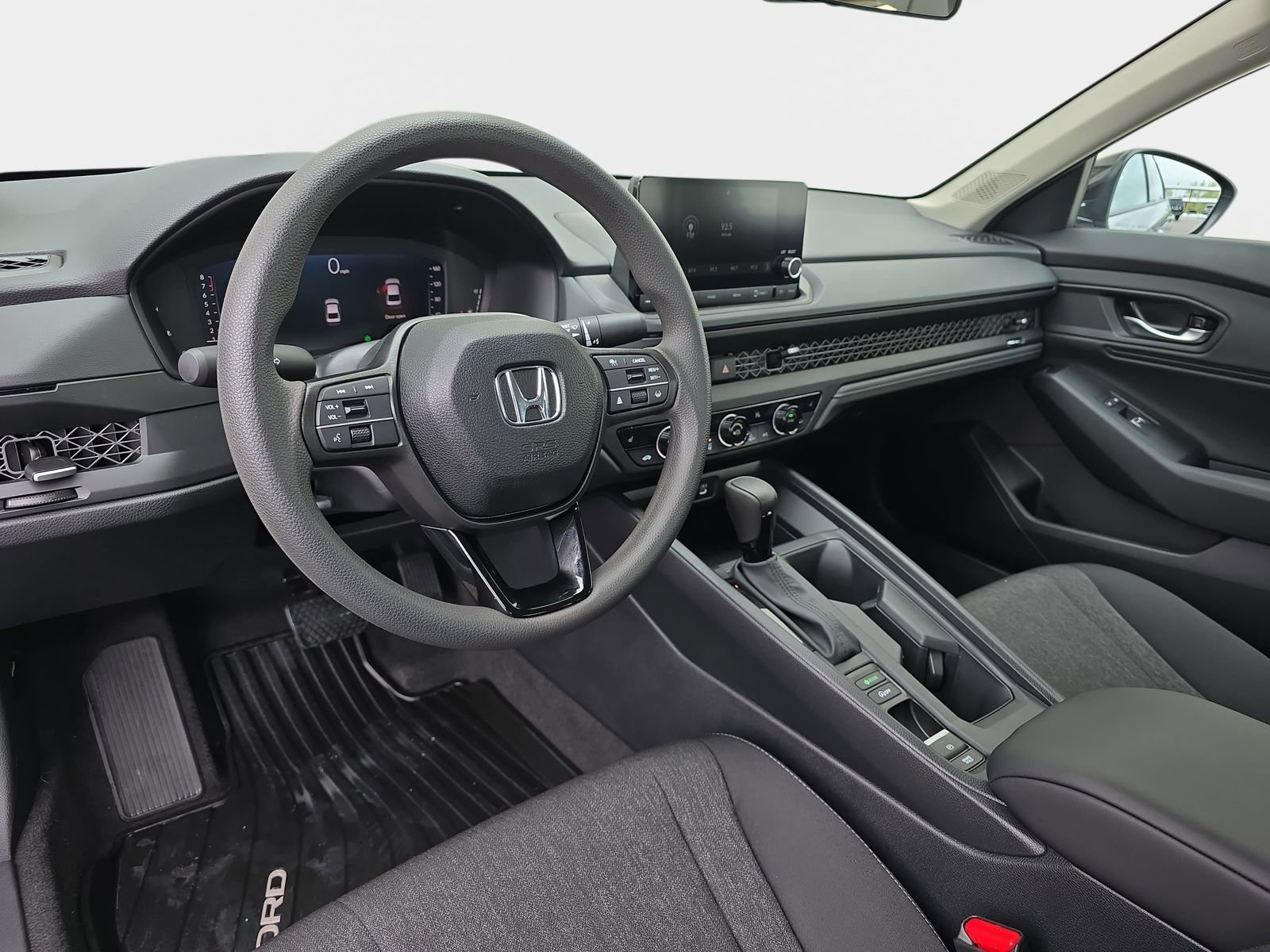 Used 2025 Honda Accord SE image 18