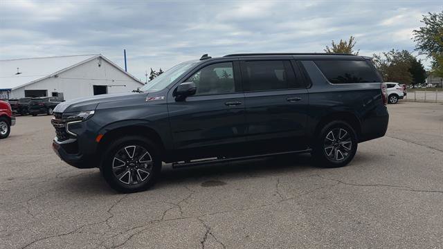 Used 2021 Chevrolet Suburban Z71 w/ Z71 Signature Package AWD/4WD image 5