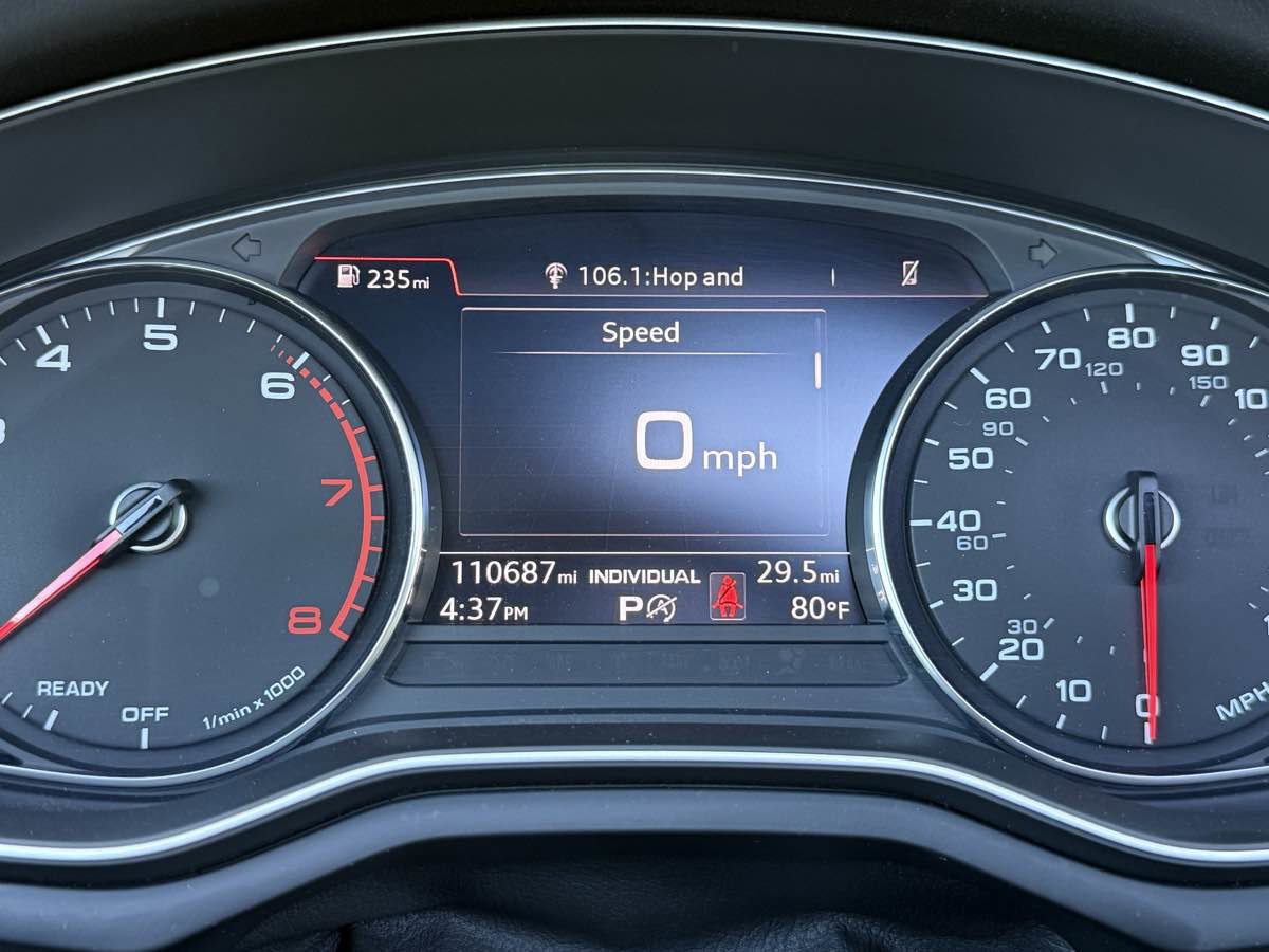 Used 2019 Audi A4 2.0T Premium FWD image 16