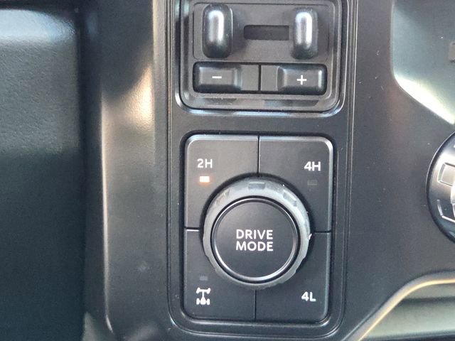 New 2026 Ford F350 Platinum w/ FX4 Off-Road Package image 23