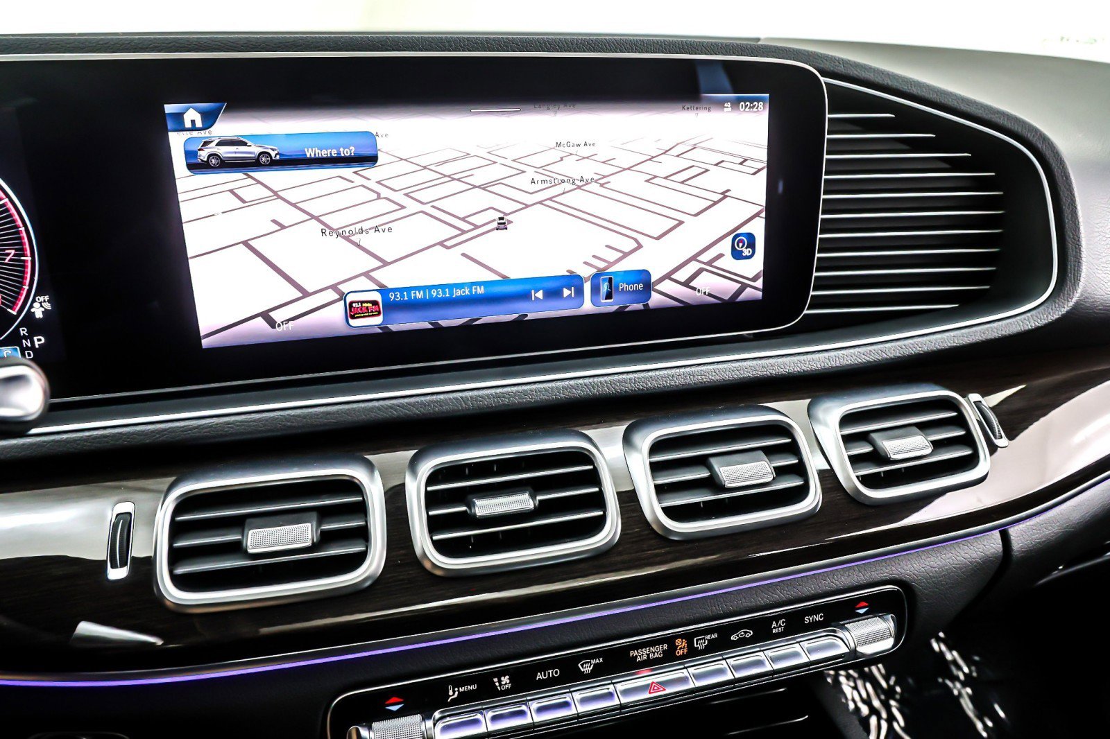 Certified 2024 Mercedes-Benz GLE 450 4MATIC image 22