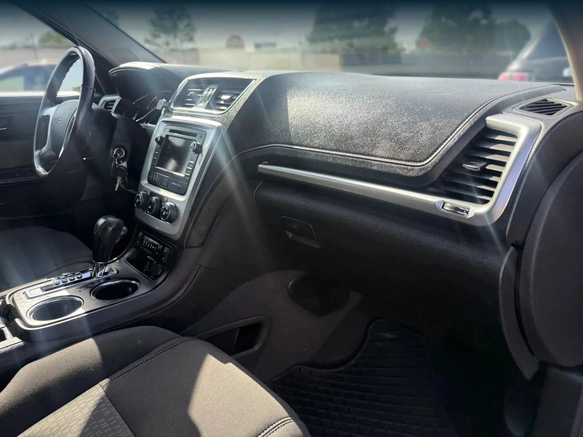 Used 2016 GMC Acadia SLE AWD/4WD image 19