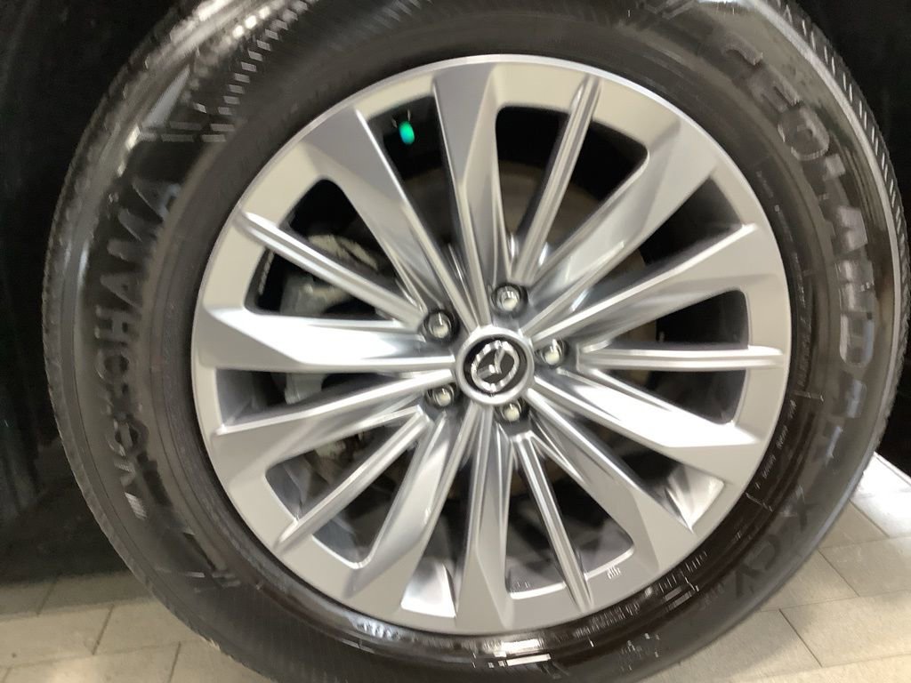 Certified 2025 MAZDA CX-90 3.3 Turbo w/ Select Package image 31