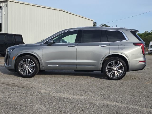 Used 2024 Cadillac XT6 Premium Luxury w/ LPO, Floor Liner Package AWD/4WD image 2