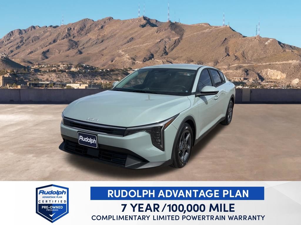 Used 2025 Kia K4 LXS image 2