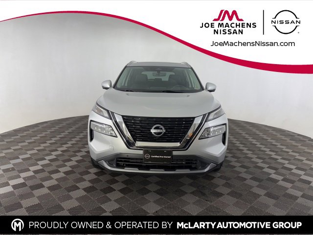 Used 2023 Nissan Rogue SL w/ SL Premium Package image 2