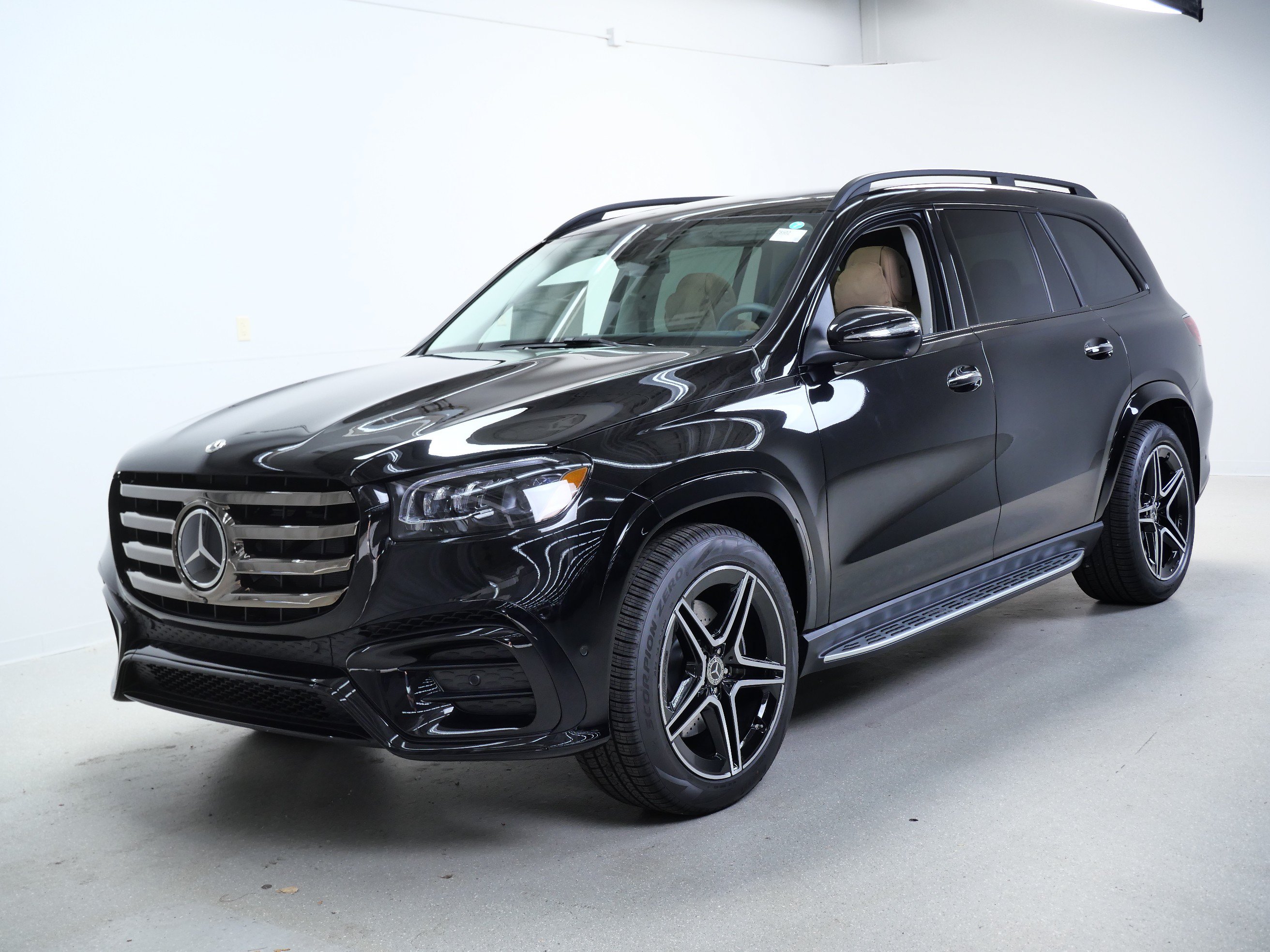 New 2026 Mercedes-Benz GLS 450 4MATIC image 4