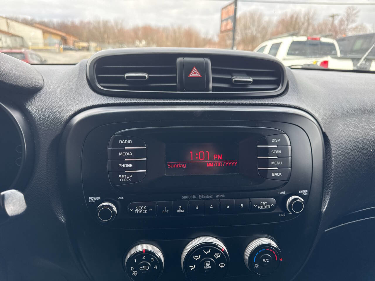Used 2015 Kia Soul image 27