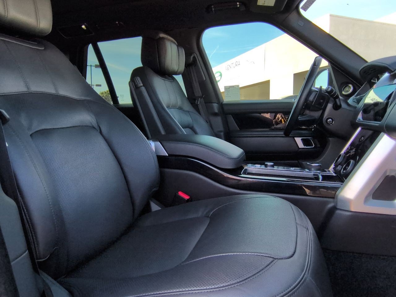 Used 2021 Land Rover Range Rover P525 Westminster Edition AWD/4WD image 26