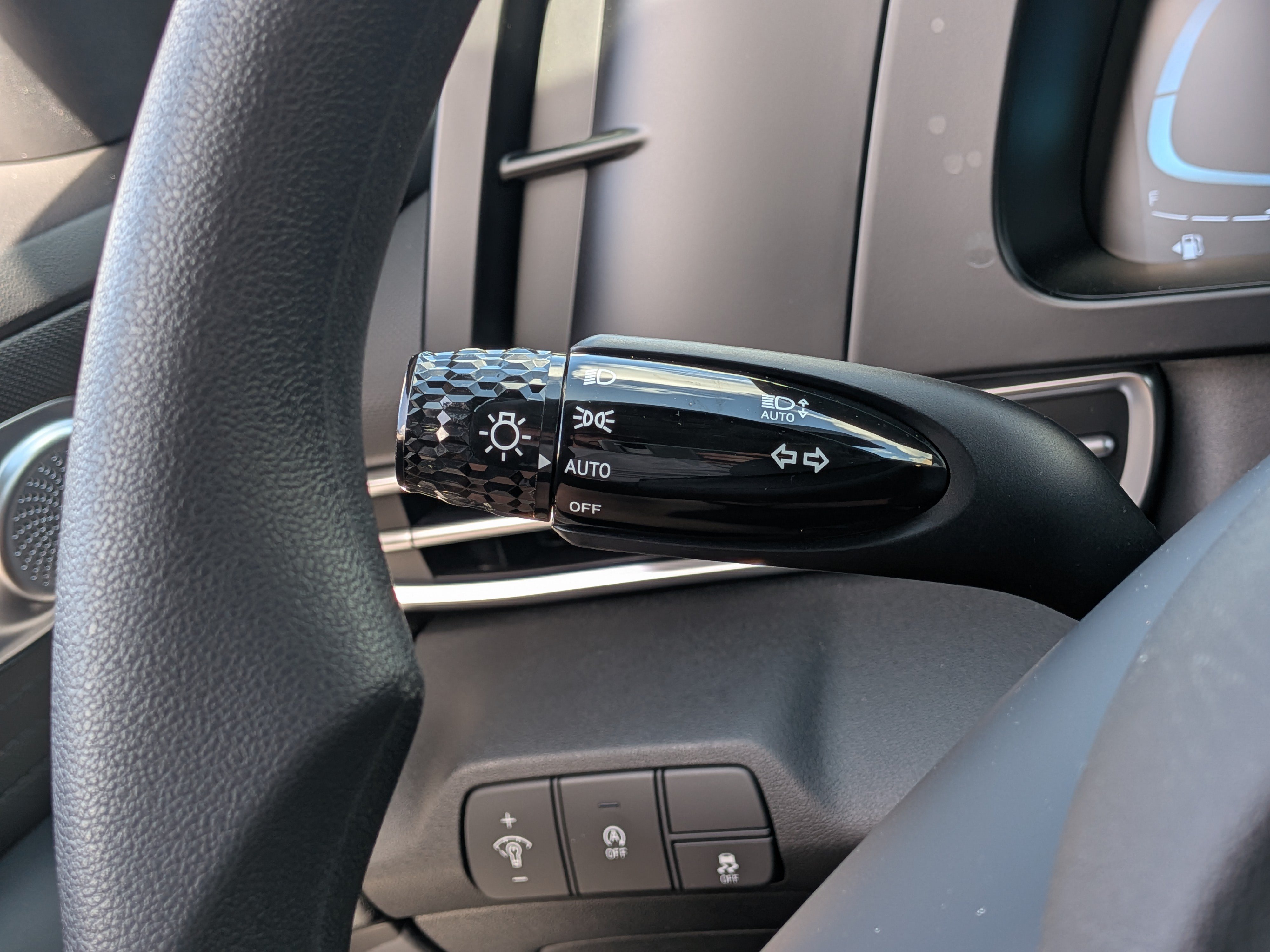 New 2026 Hyundai Elantra SE FWD image 29