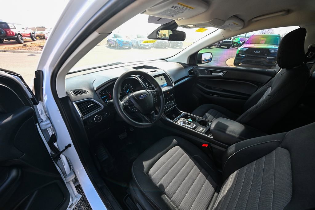 Used 2020 Ford Edge SE AWD/4WD image 17