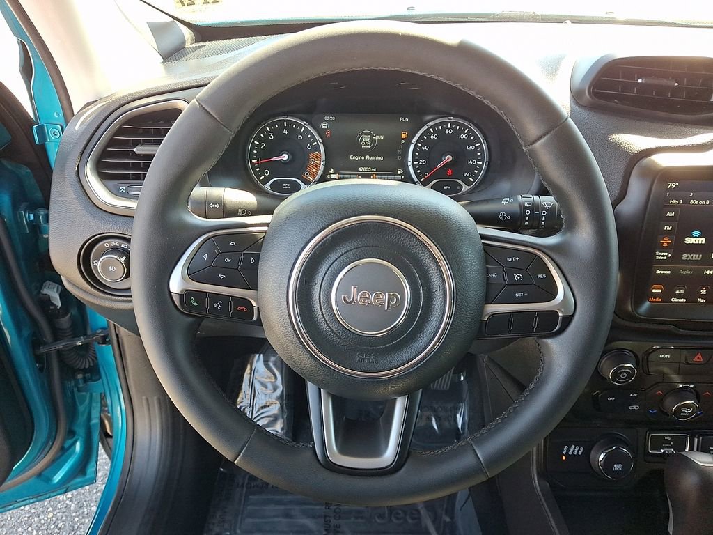 Used 2022 Jeep Renegade Latitude AWD/4WD image 25