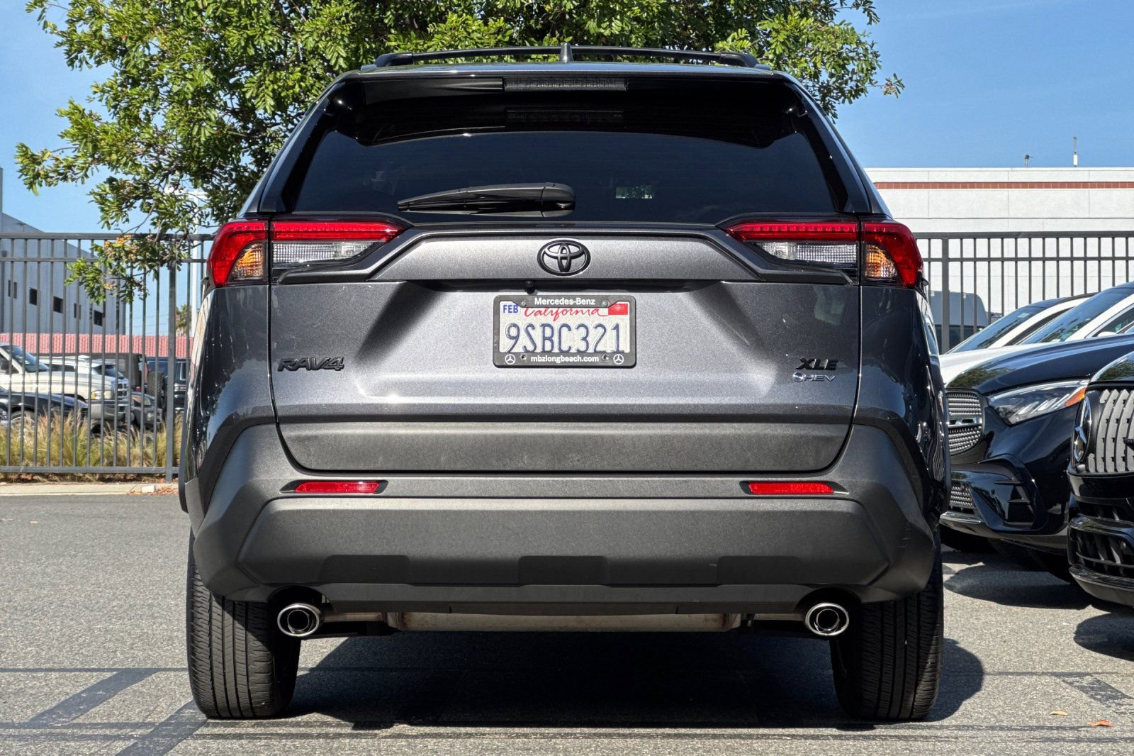 Used 2025 Toyota RAV4 XLE Premium w/ Weather Package AWD/4WD image 5