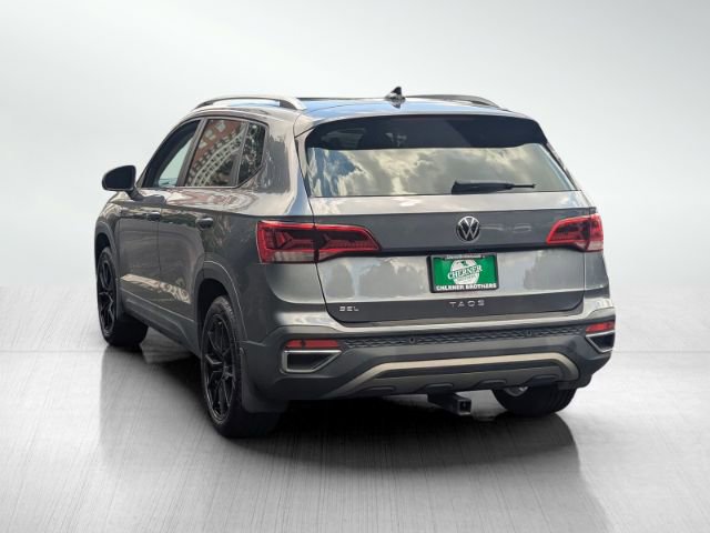 Used 2022 Volkswagen Taos SEL w/ Panoramic Sunroof Package image 6