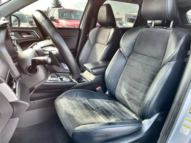 Used 2023 Mitsubishi Outlander SE AWD/4WD image 15