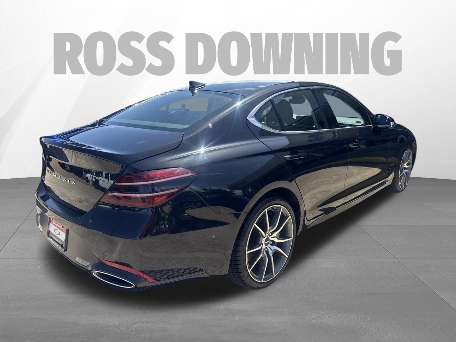 Used 2025 Genesis G70 2.5T RWD image 4