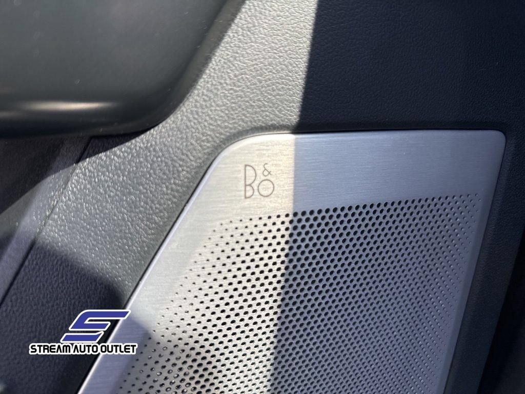 Used 2023 Ford F150 Platinum AWD/4WD image 24