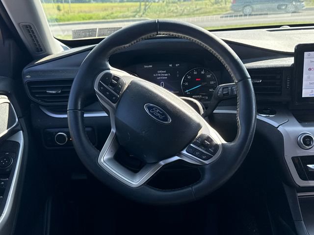 Used 2024 Ford Explorer XLT AWD/4WD image 22