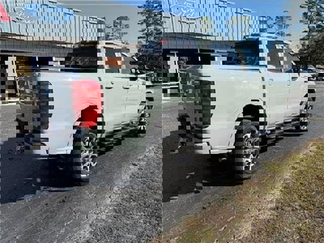 Used 2023 Ford Ranger Lariat w/ Trailer Tow Package RWD image 39