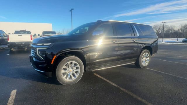 New 2026 Chevrolet Suburban Premier image 7