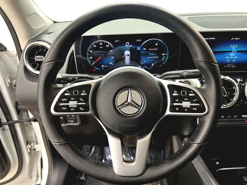 Used 2021 Mercedes-Benz GLB 250 4MATIC image 22