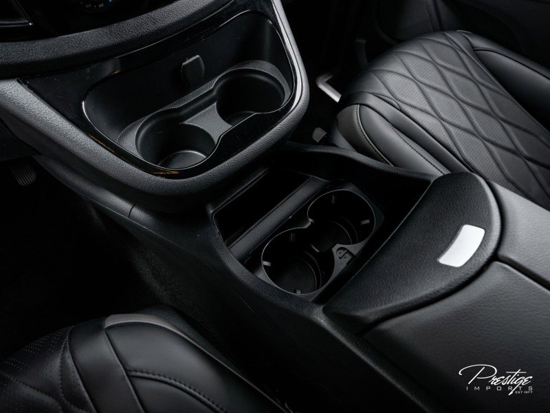 Used 2020 Mercedes-Benz Metris Passenger image 29