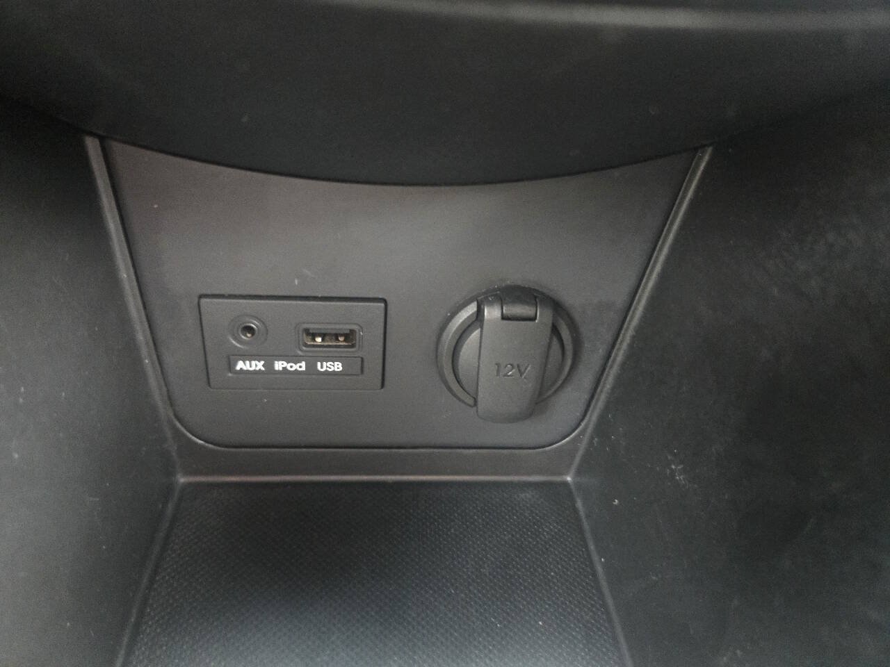 Used 2013 Hyundai Accent GS FWD image 42