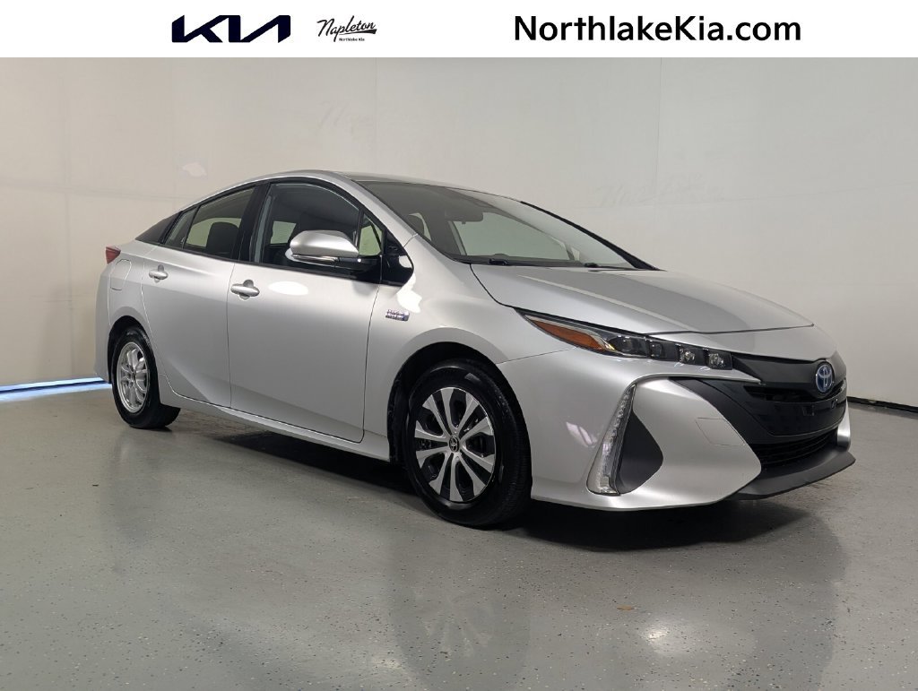 Used 2020 Toyota Prius Prime XLE FWD image 1
