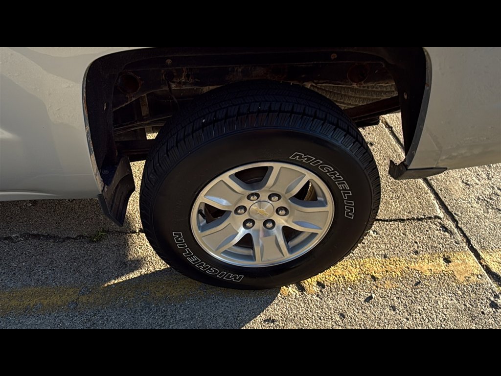 Used 2018 Chevrolet Silverado 1500 LT image 27