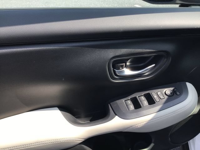 New 2027 Honda HR-V LX image 15