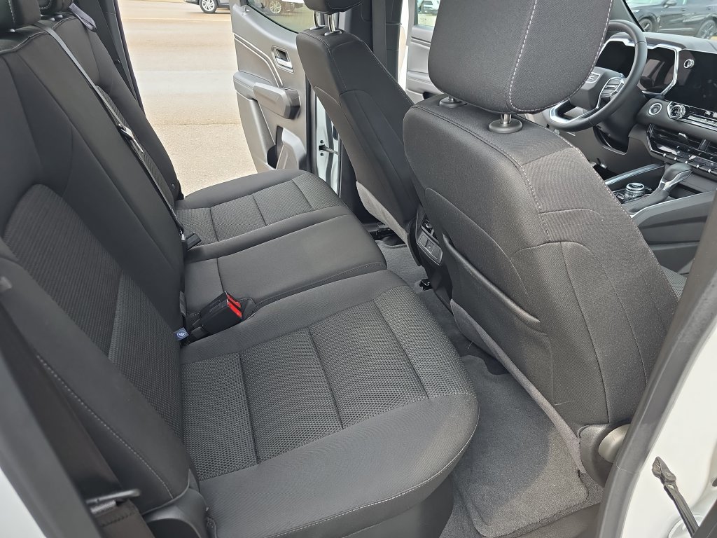 Certified 2024 GMC Canyon Elevation w/ Trailering Package AWD/4WD image 8