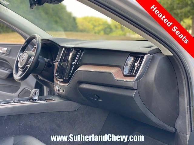 Used 2023 Volvo XC60 T8 Plus image 19