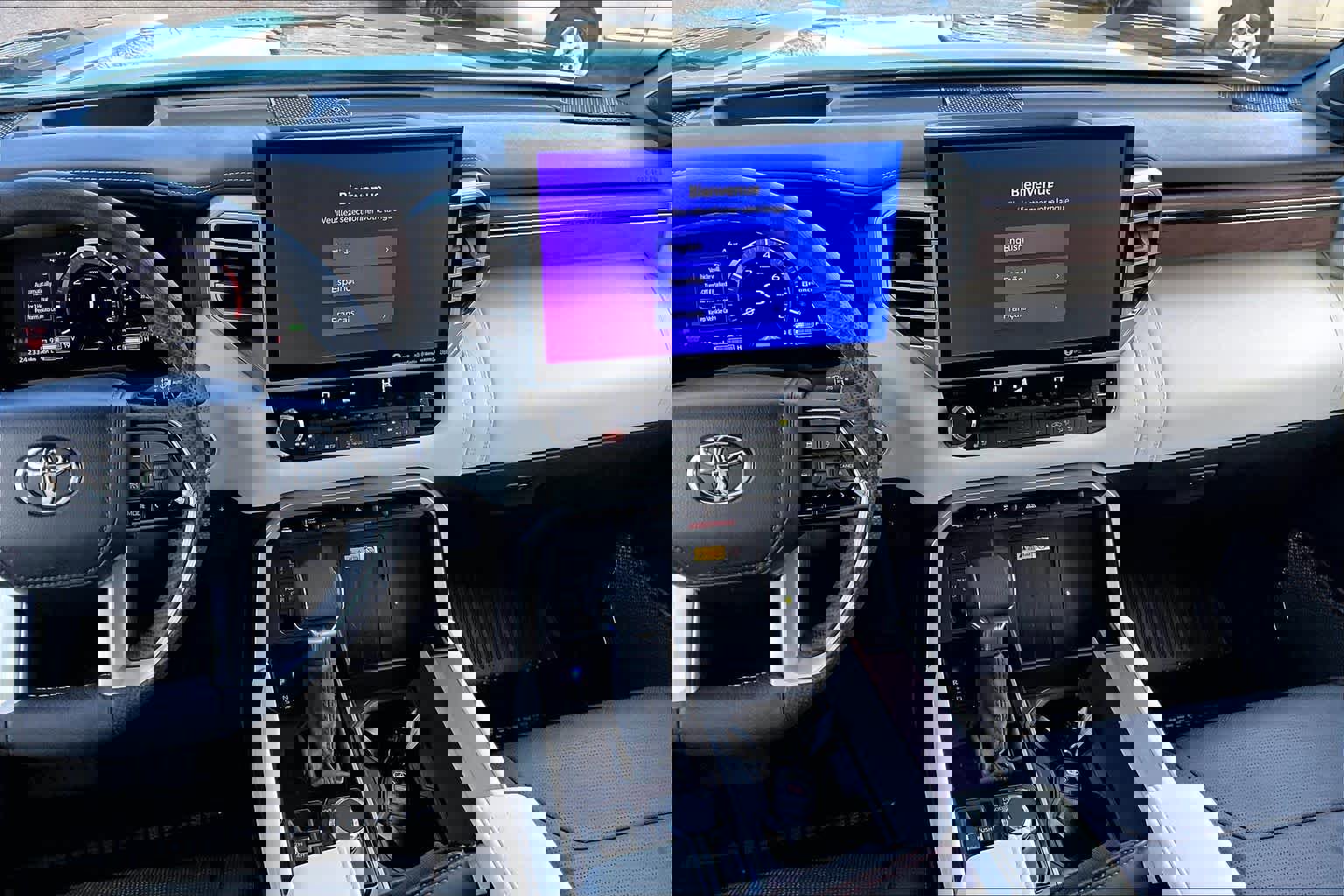 Used 2023 Toyota Tundra Capstone image 9