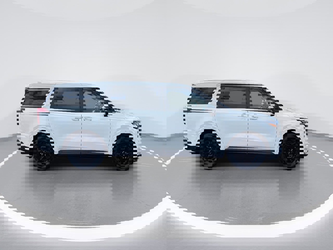 Used 2025 Kia Carnival image 9