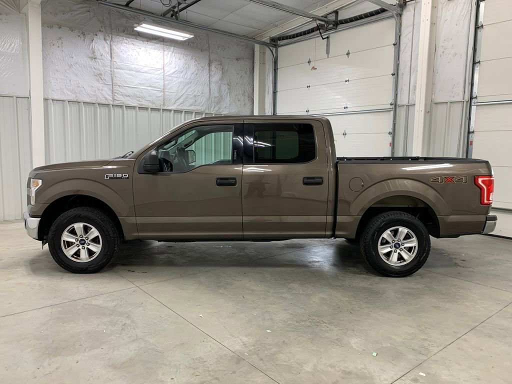 Used 2015 Ford F150 XLT image 3