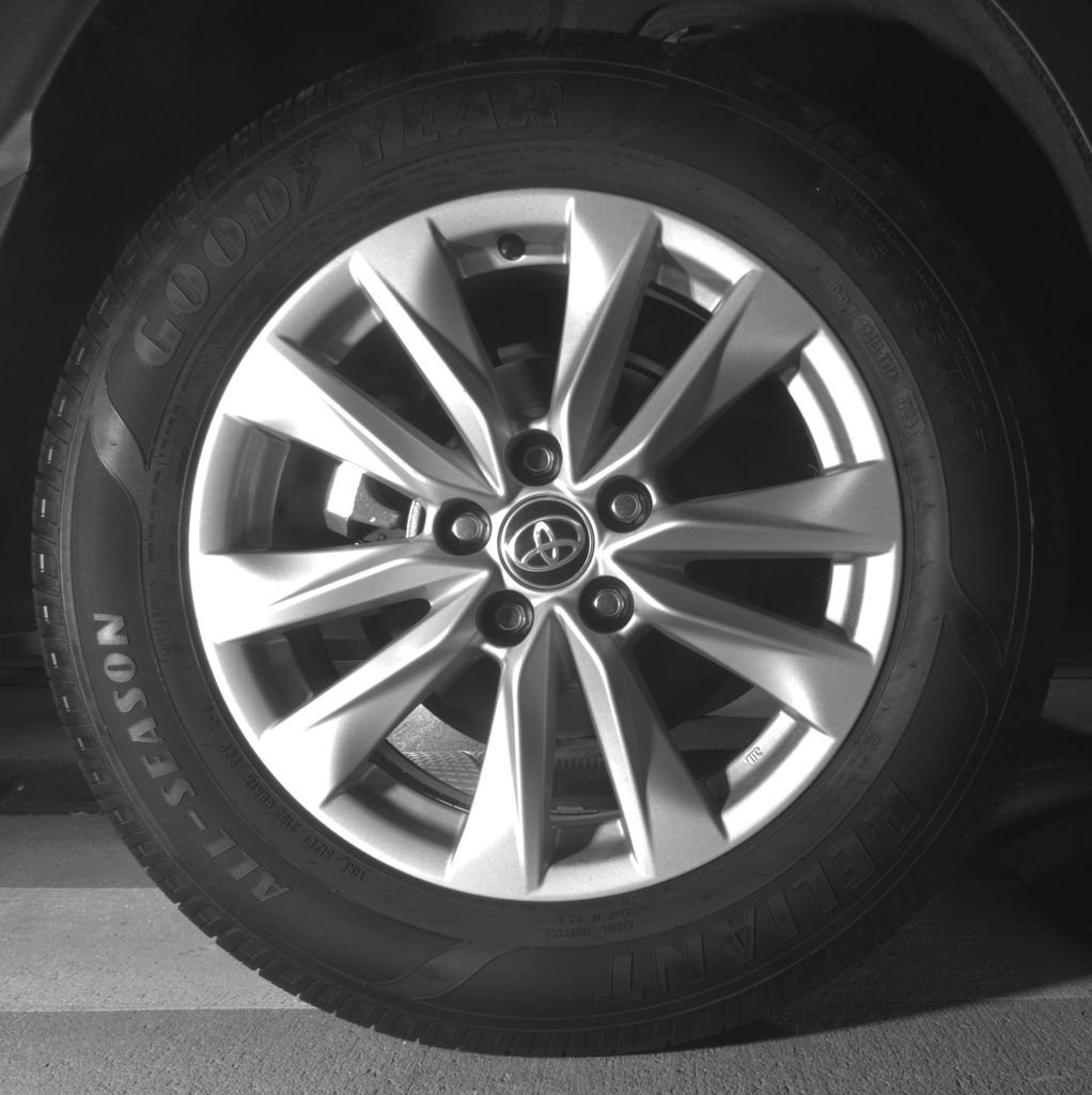 Used 2024 Toyota Corolla Cross LE image 15