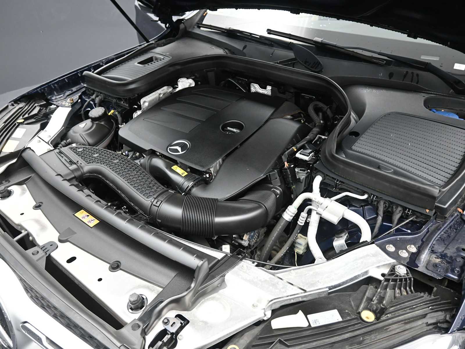 Used 2022 Mercedes-Benz GLC 300 GLC 300 image 11