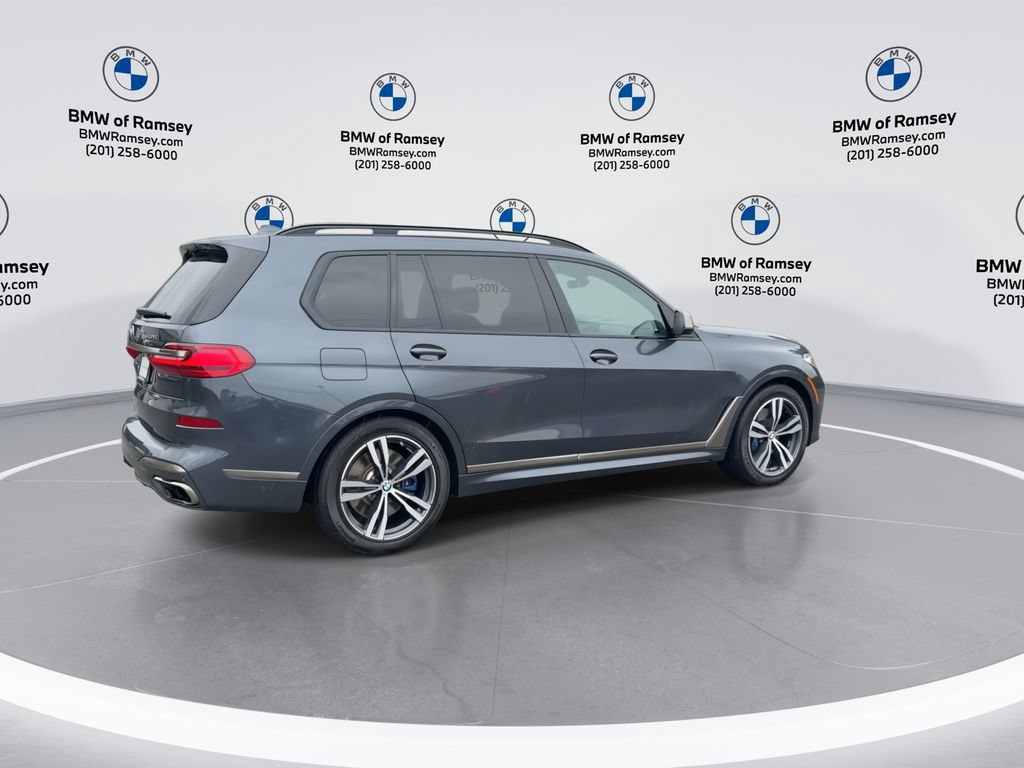Used 2021 BMW X7 M50i w/ Dynamic Handling Package AWD/4WD image 8