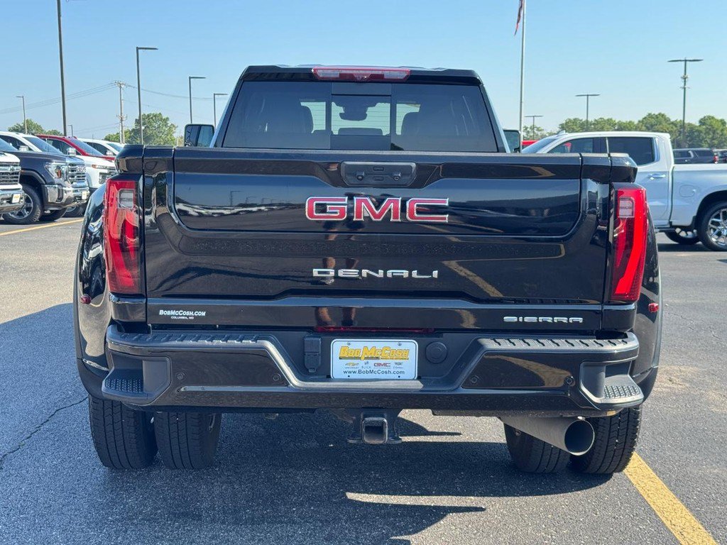 Certified 2024 GMC Sierra 3500 Denali w/ Denali Reserve Package AWD/4WD image 5