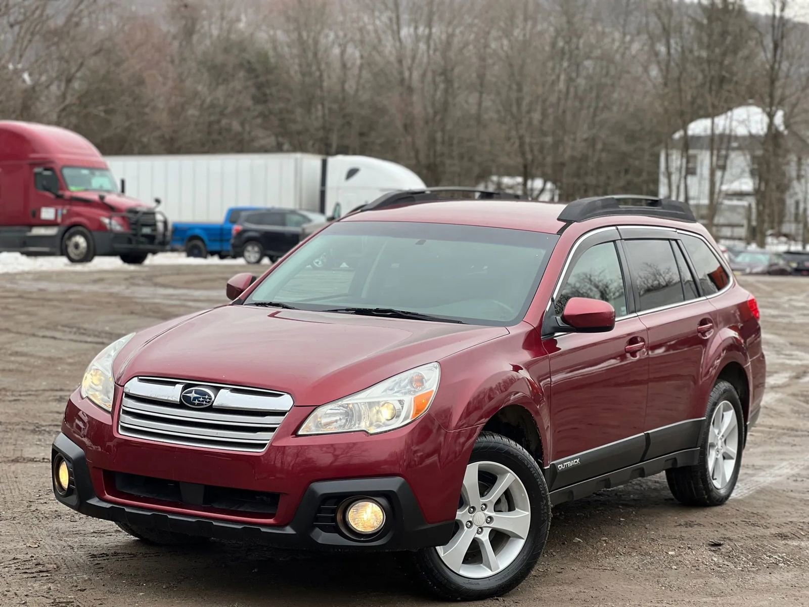 Used 2013 Subaru Outback 2.5i Premium w/ All-Weather Pkg image 2