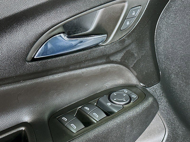 Used 2022 Chevrolet Equinox LT image 18