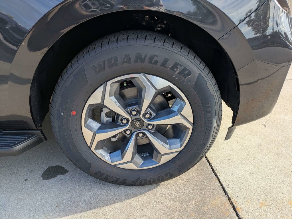 New 2027 Ford Expedition Active RWD image 10