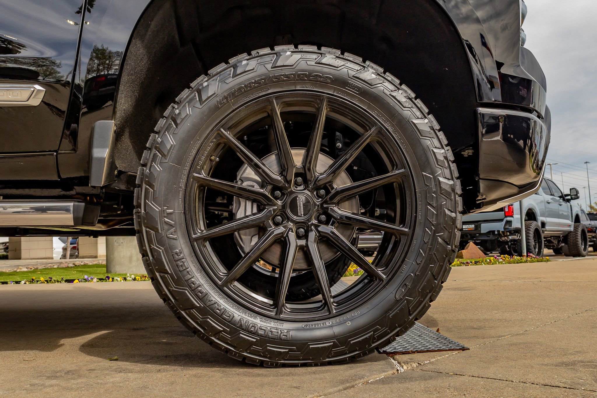 Used 2026 Chevrolet Silverado 1500 High Country image 12