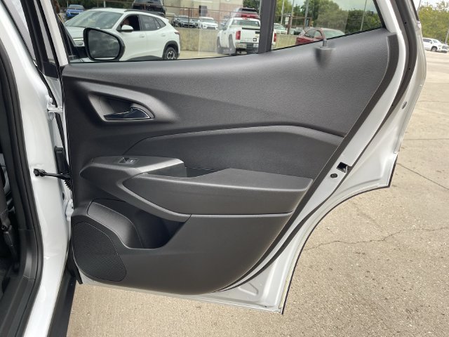Used 2026 Chevrolet Trax RS w/ Driver Confidence Package FWD image 14