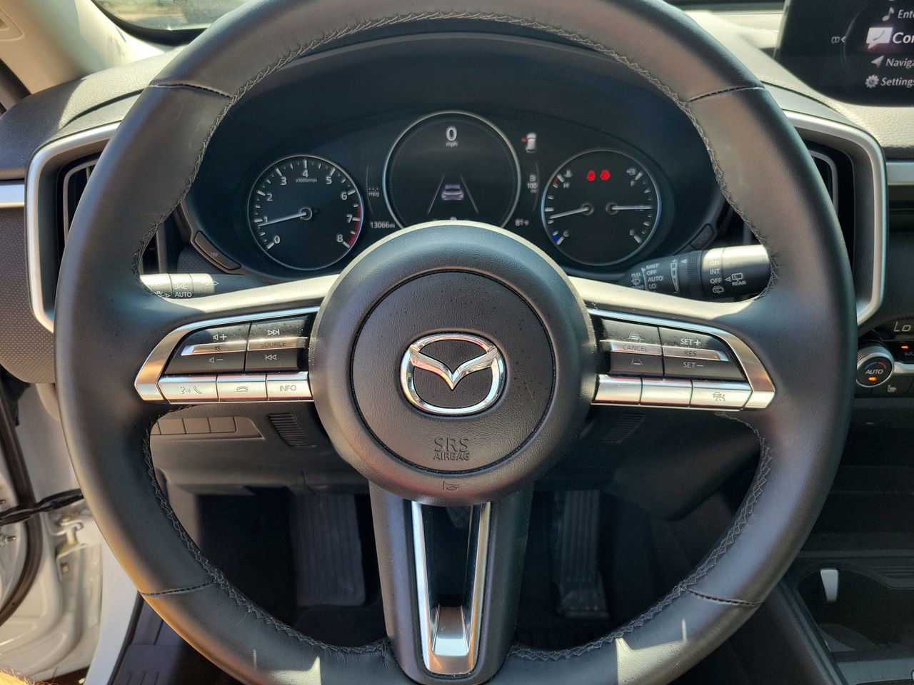 Used 2025 MAZDA CX-50 AWD 2.5 S w/ Premium Package image 19