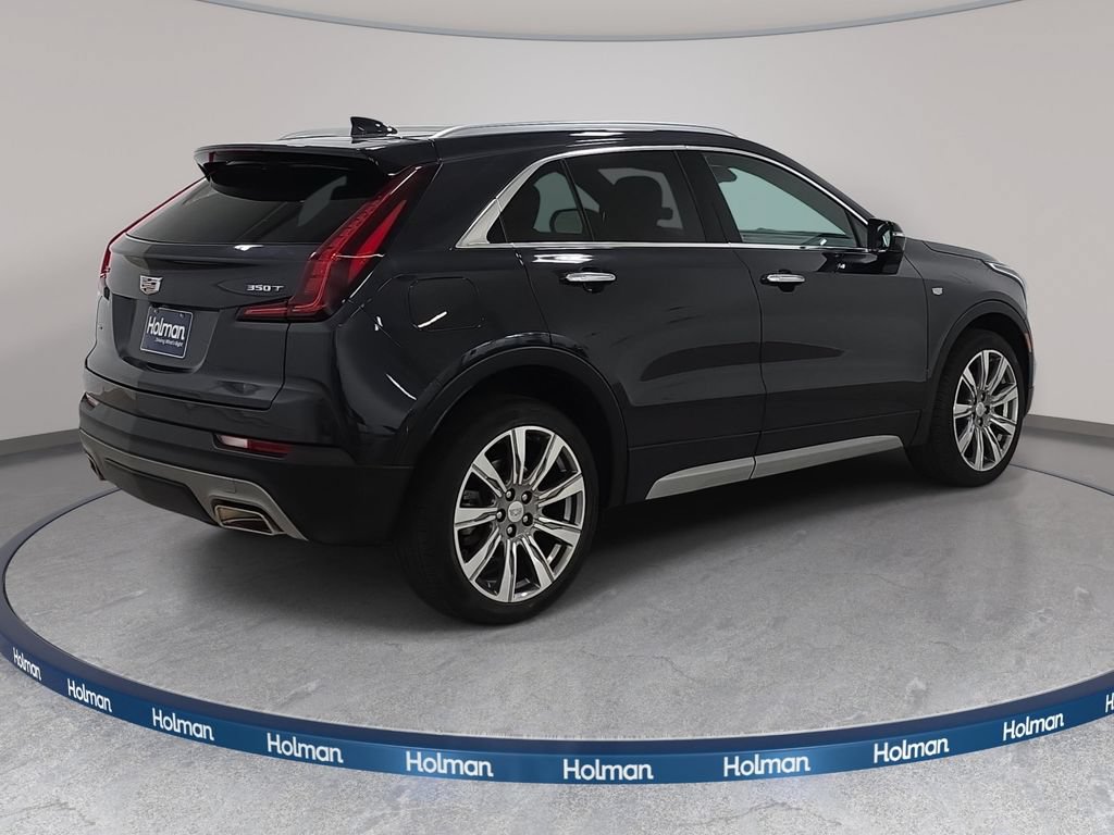 Used 2023 Cadillac XT4 Premium Luxury w/ Cold Weather Package AWD/4WD image 6