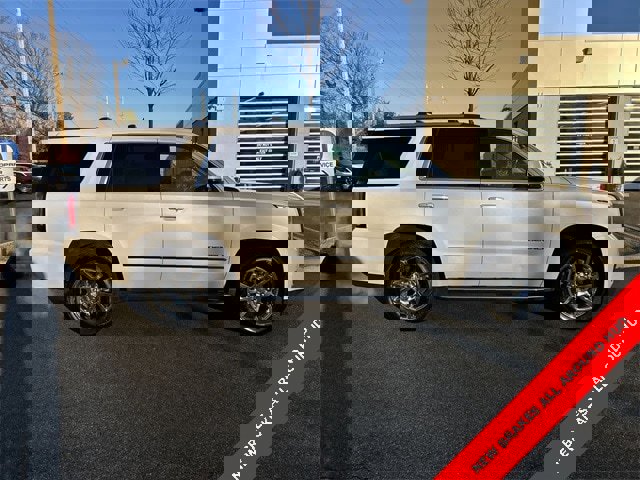 Used 2017 GMC Yukon Denali w/ Open Road Package image 9