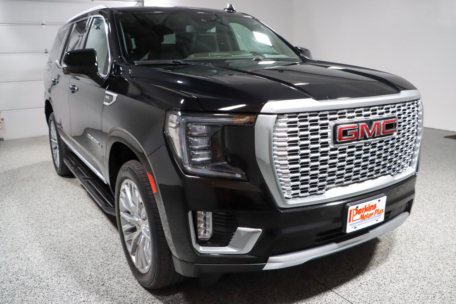 Used 2023 GMC Yukon Denali w/ Max Trailering Package AWD/4WD image 5