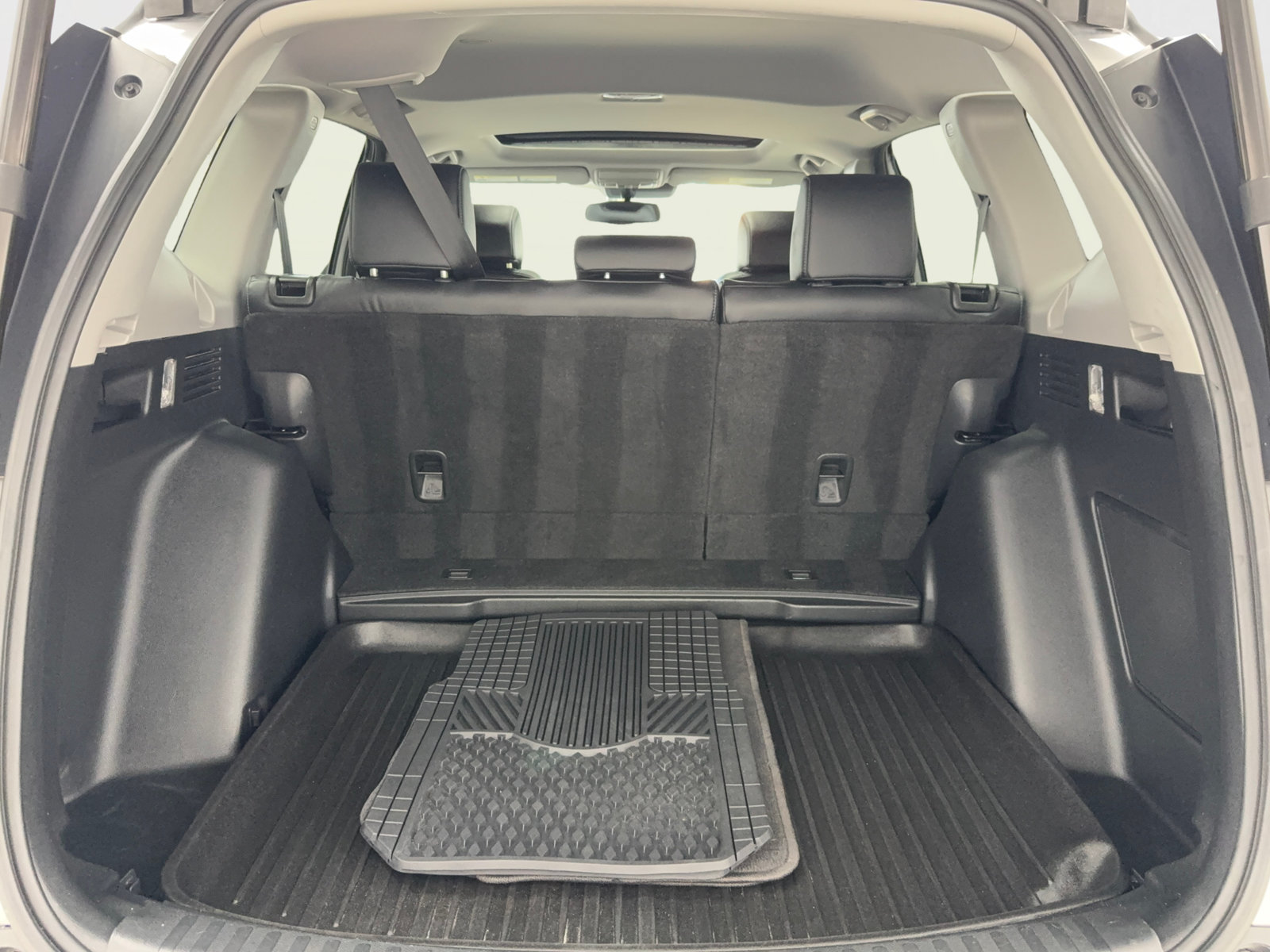 Used 2018 Honda CR-V Touring image 48